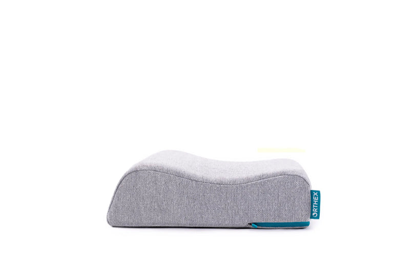 SOMNIA 3.5’’ Ergonomic Travel Pillow (Soft)